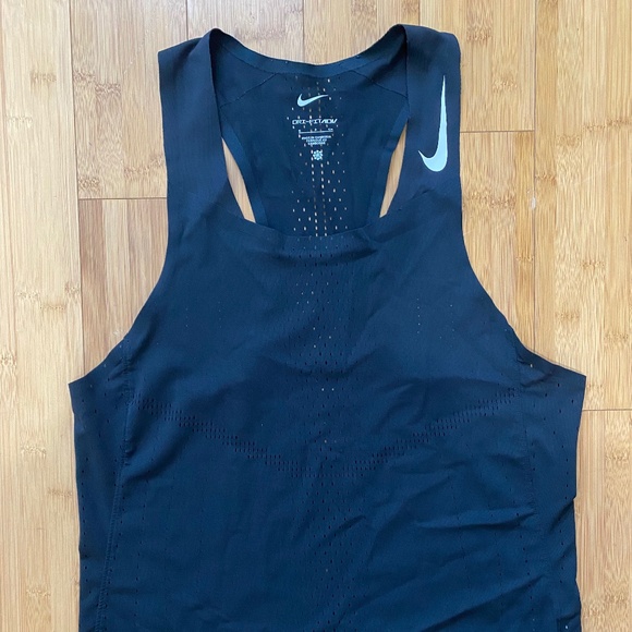 Nike Dri-Fit ADV running singlet - Picture 1 of 5